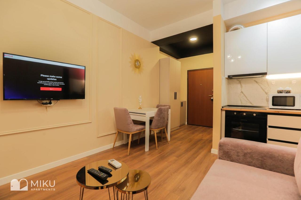 Miku Apartment - Perfect 1Bedroom At Komuna E Parisit تيرانا المظهر الخارجي الصورة