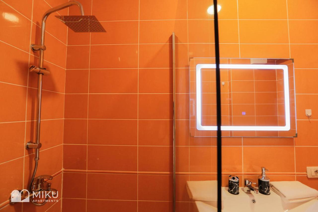 Miku Apartment - Perfect 1Bedroom At Komuna E Parisit تيرانا المظهر الخارجي الصورة